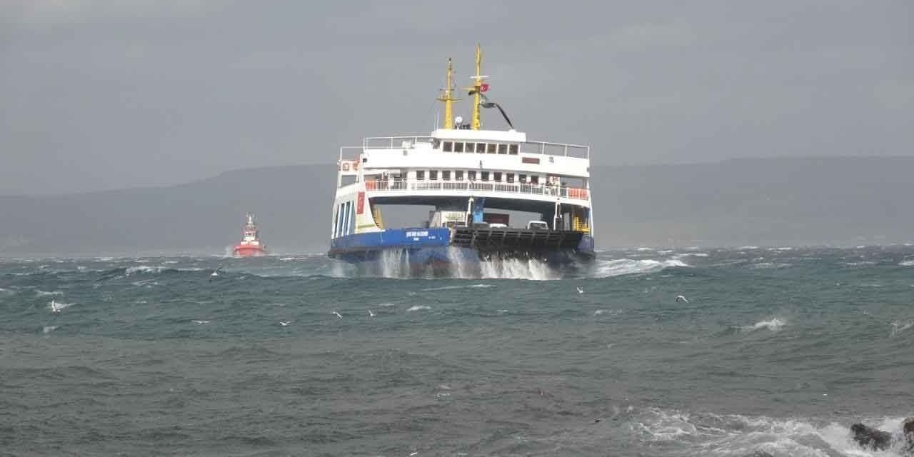 Yarın Gökçeada ve Bozcaada feribot seferlerinden bazıları iptal