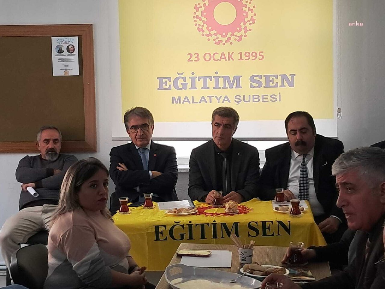 CHP Ekonomi heyeti Malatya'da KESK ve Eğitim-Sen'i ziyaret etti