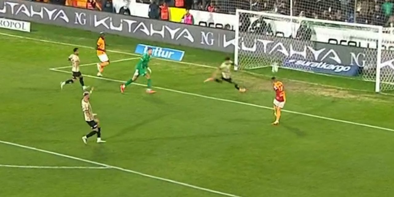 Hakim Ziyech inanılmazı başardı. Herkes bunu konuşuyor