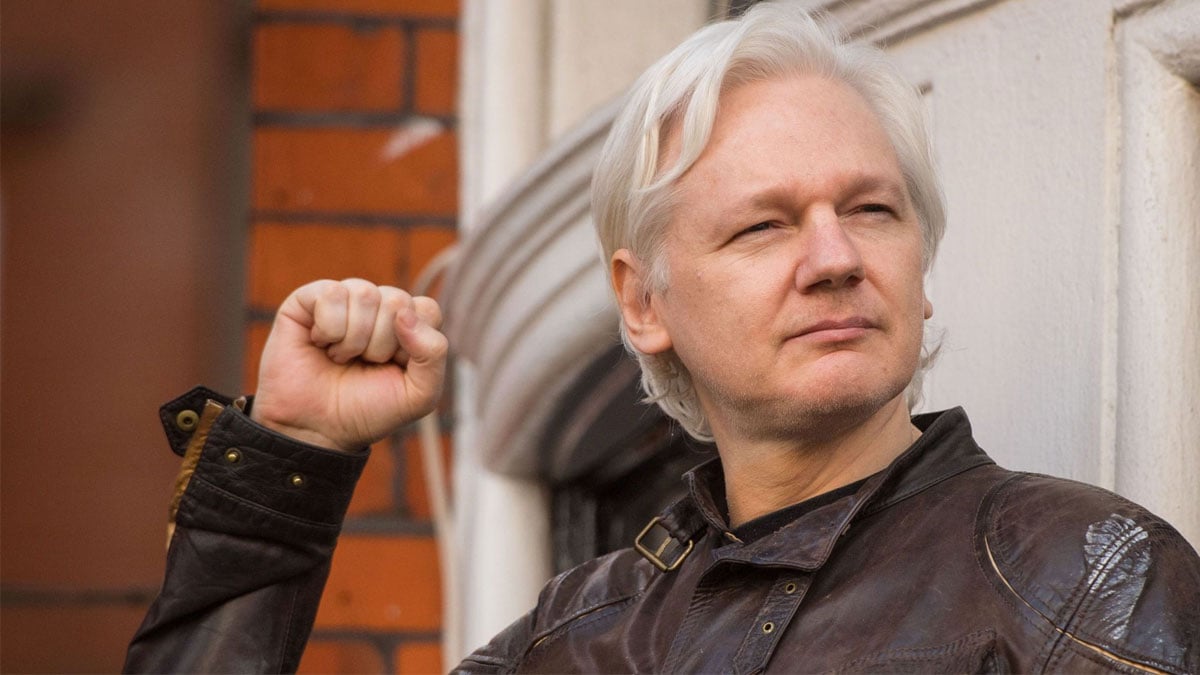 Julian Assange'a bir suçlama da ABD'den!