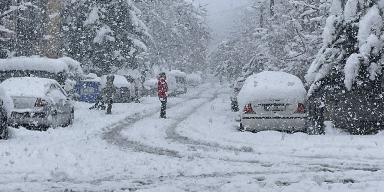 Bolu'da 60 köy yolu ulaşıma kapandı