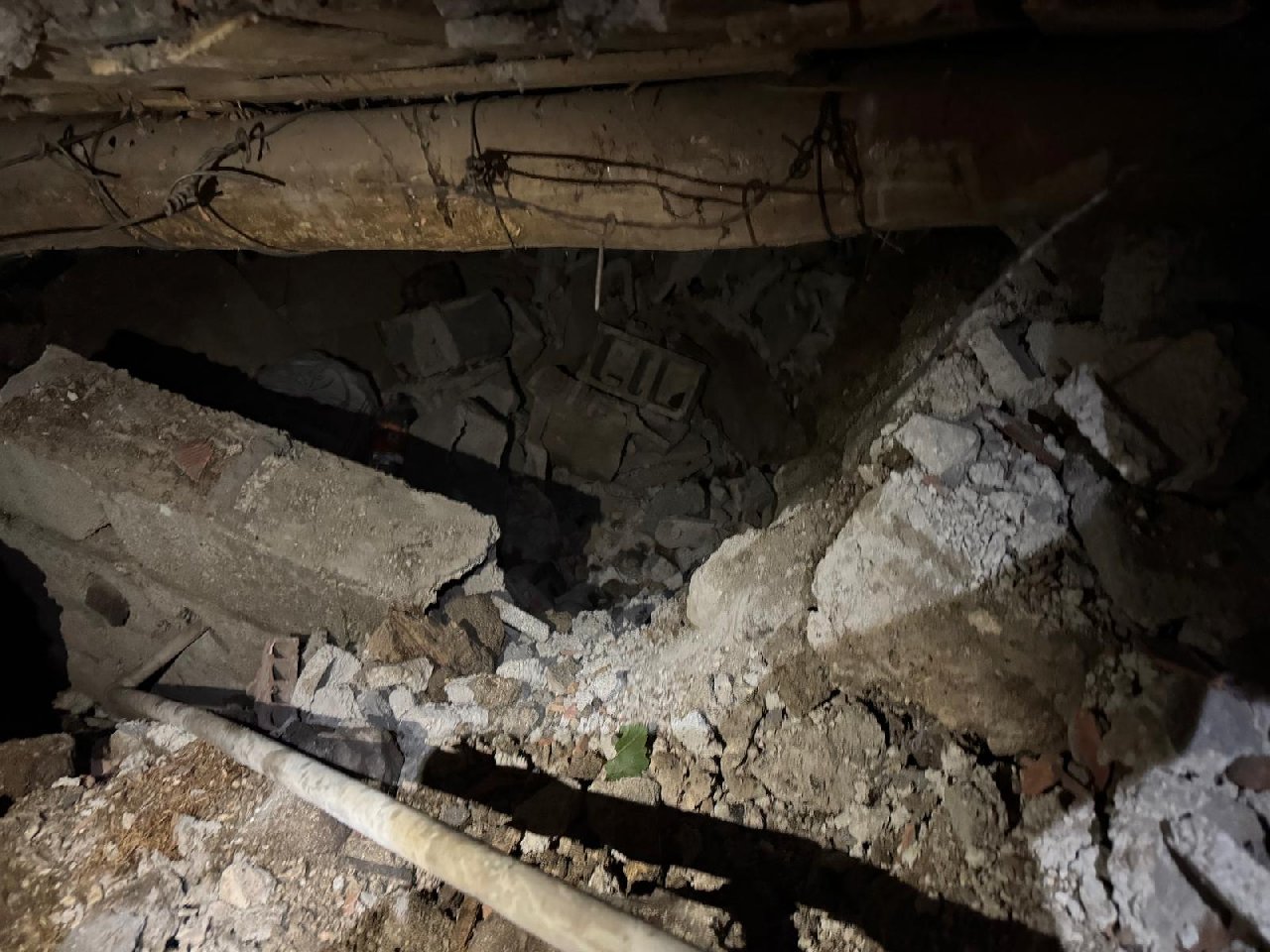 Mardin’de aşırı yağıştan müstakil evin çökmesiyle 2 kişi yaralandı