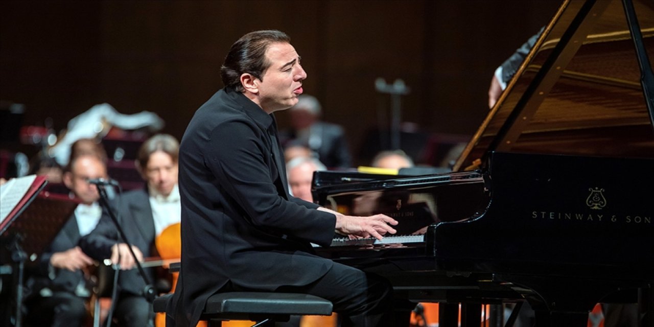 Fazıl Say Nöbette!