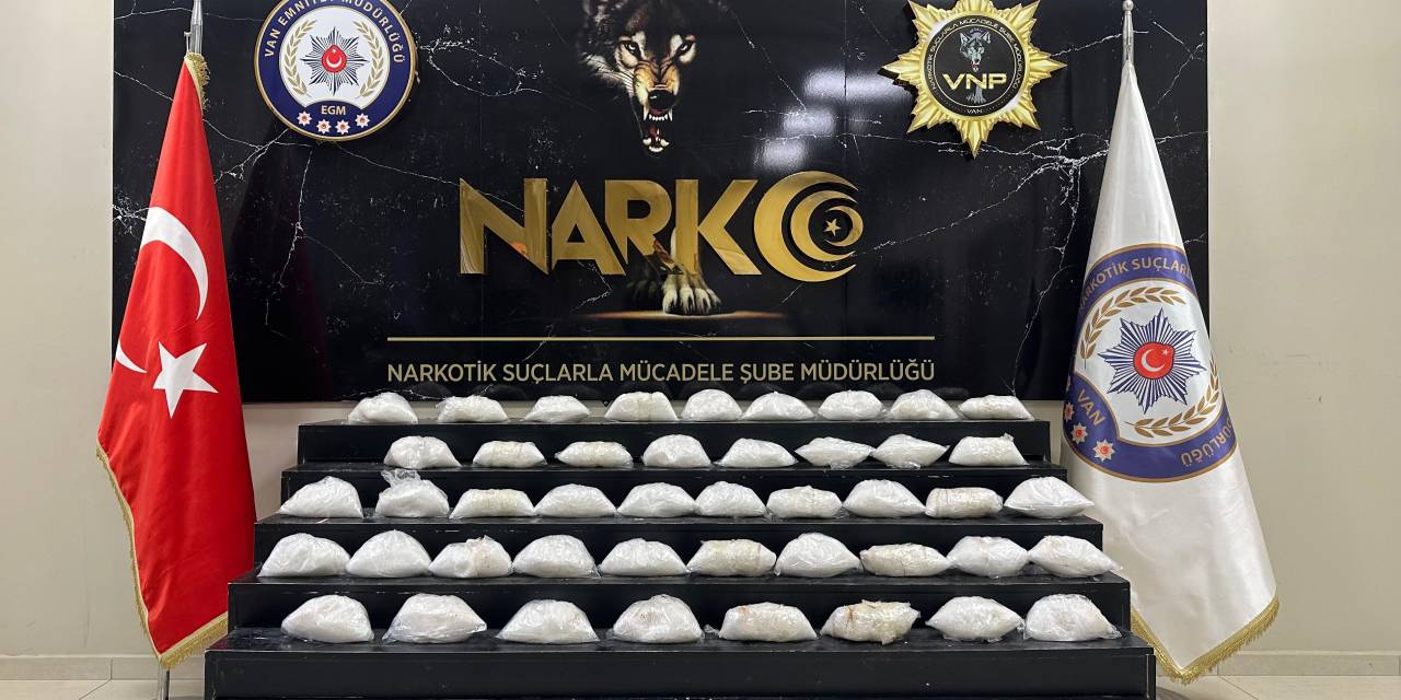 Van'da 24 kilo 100 gram sentetik uyuşturucu ele geçirildi