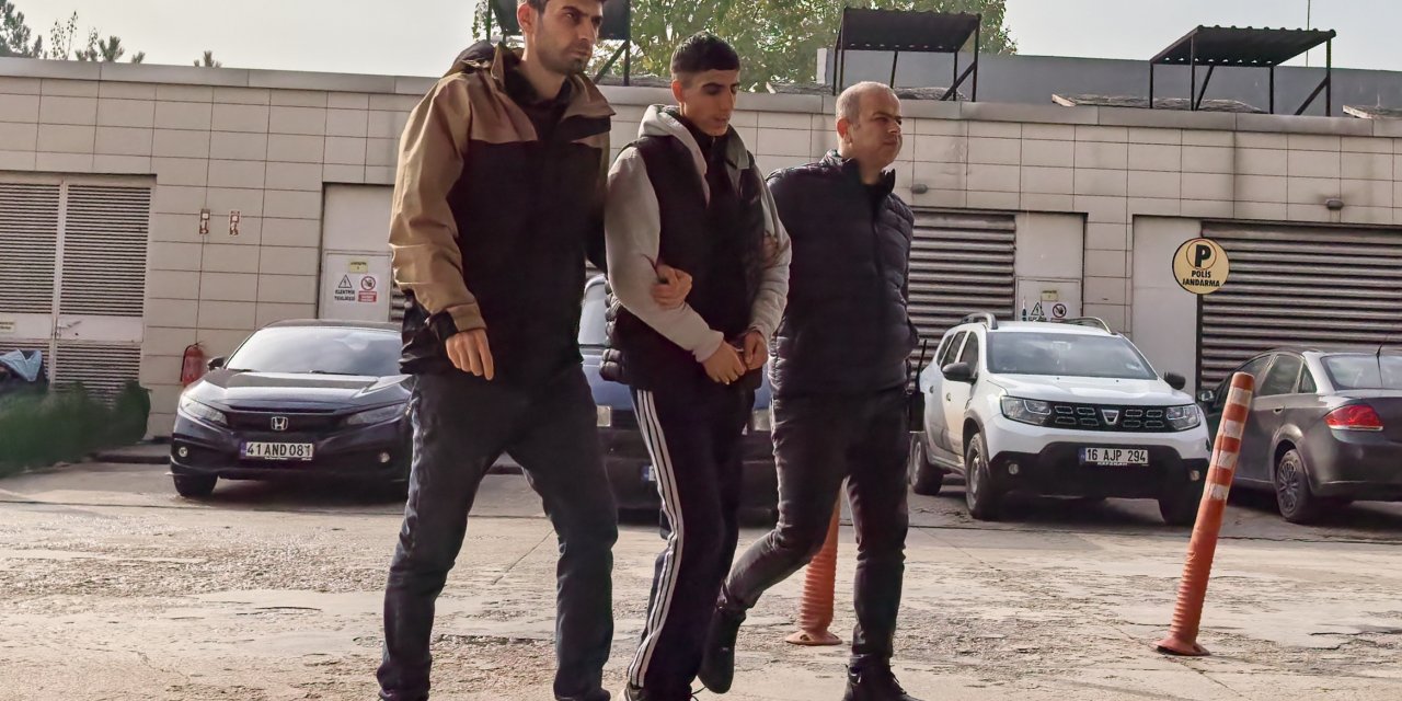 Çaldığı araba ile 2 gün gezip geri yerine bıraktı