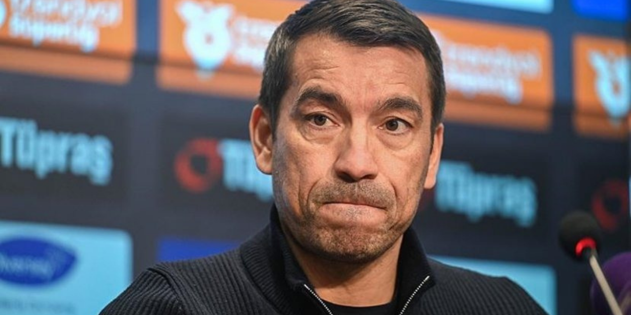 Beşiktaş'ta Giovanni van Bronckhorst kararı