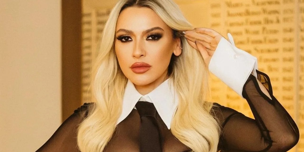 Hadise'den görülmemiş fotoğraf. Arkasını dönüp poz verdi