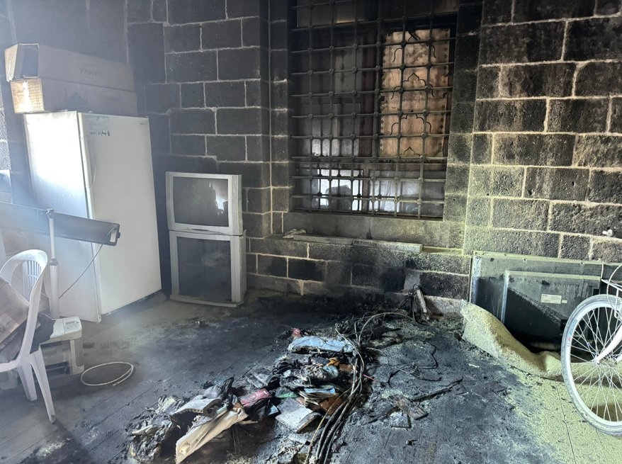 Diyarbakır'da tarihi camide yangın
