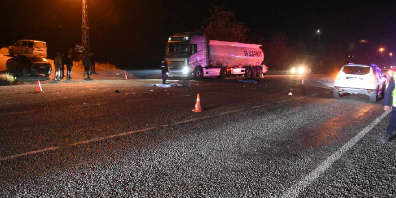 Otomobilin çarptığı 2 kadın öldü 1 kişi yaralandı