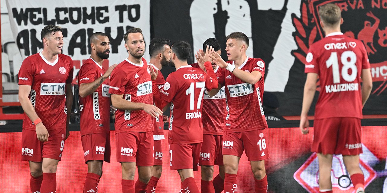 Antalyaspor BAY'dan zaferle döndü. Sivasspor'u yıktı