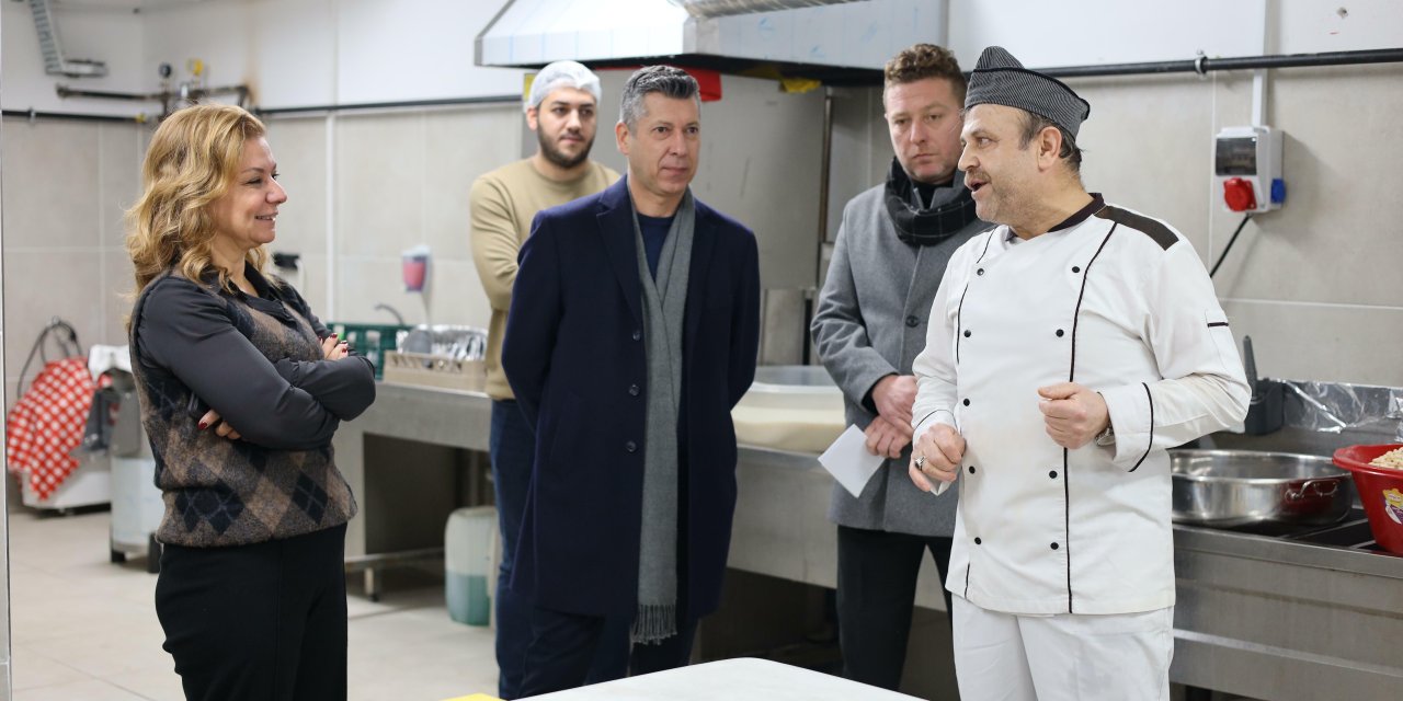 Safranbolu Belediyesi ihtiyaç sahibi vatandaşlara hayır çarşısı aşevi