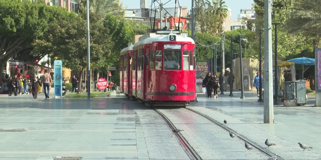 24’üncü Antalya Uluslararası Piyano Festivali şehir etkinlikleri ile başladı
