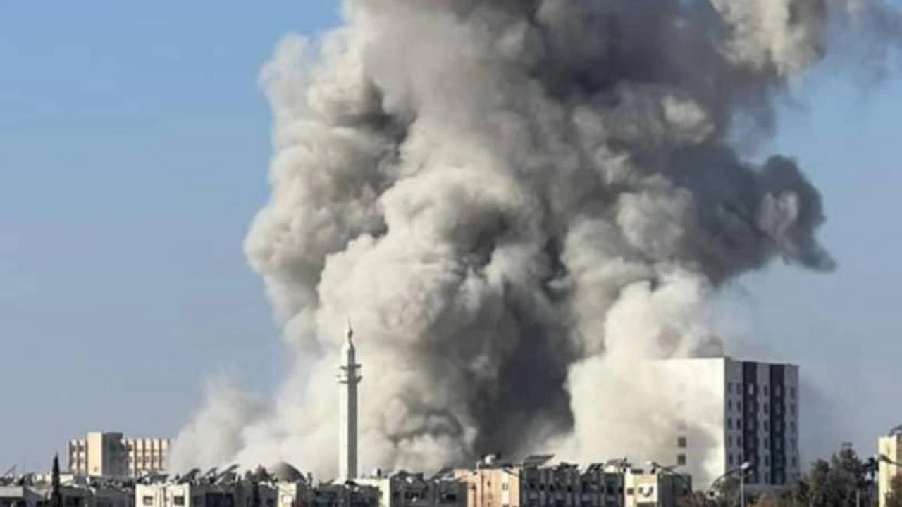 Halep'e hava saldırısı düzenlendi