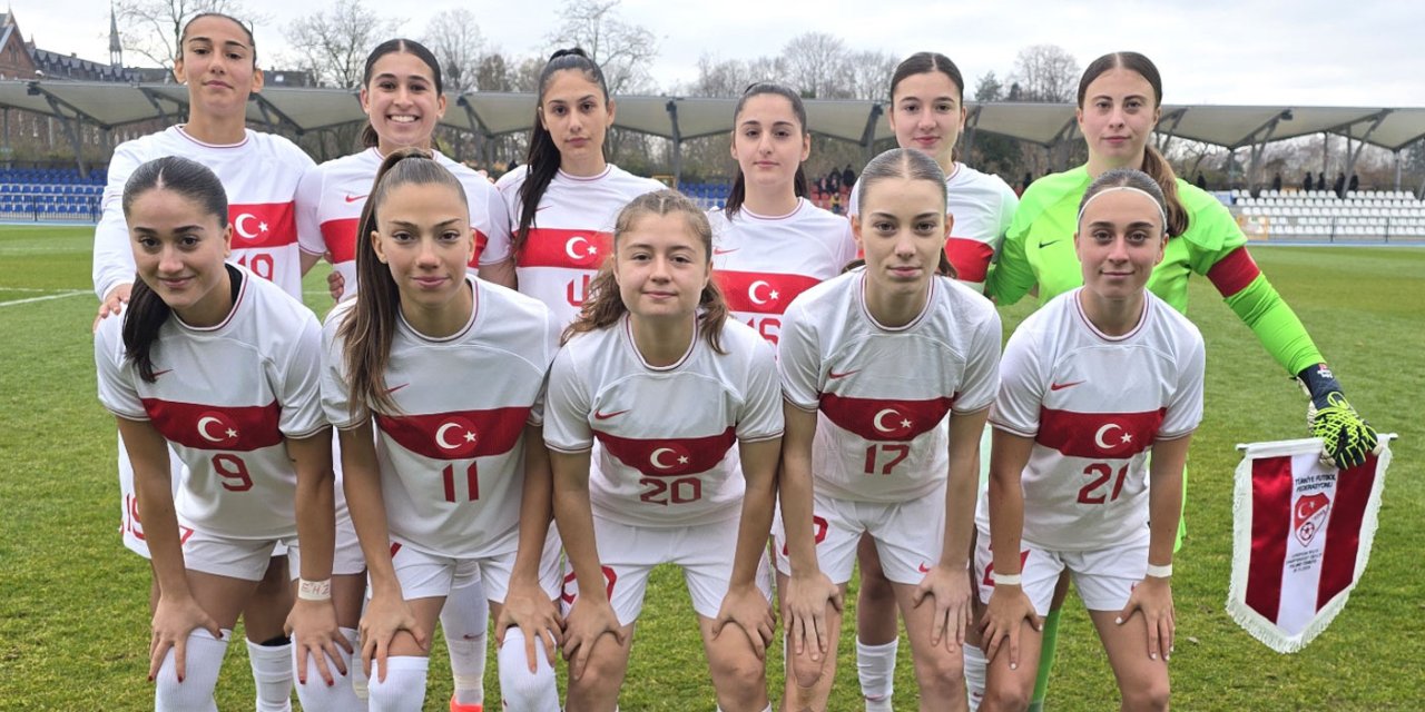 Türkiye Polonya'ya 8-0 yenildi