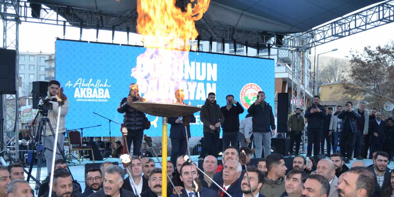 Adilcevaz’da ilk 'doğal gaz' meşalesi yakıldı