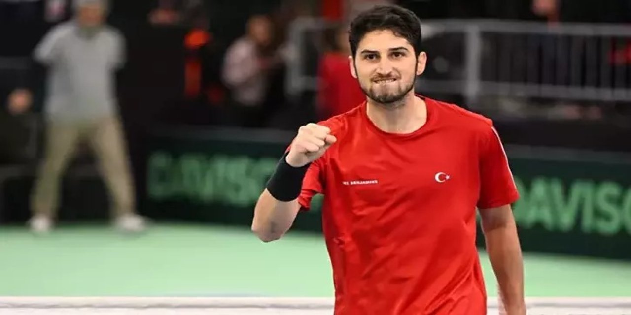 Milli tenisçi Altuğ Çelikbilek Tunus'ta rahatsızlandı
