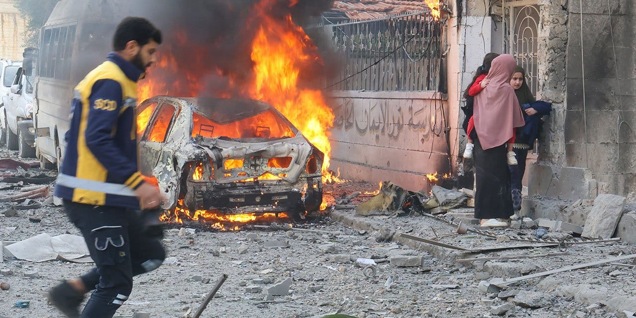 Rus savaş uçakları İdlib kent merkezini vurdu