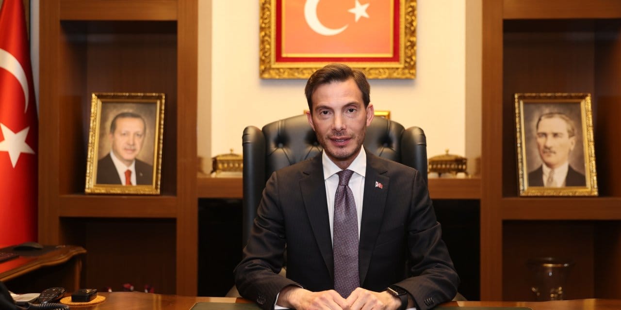 İşte Yazıcoğlu'nun makamında bulunan o dinleme cihazı! SIM kartı da var