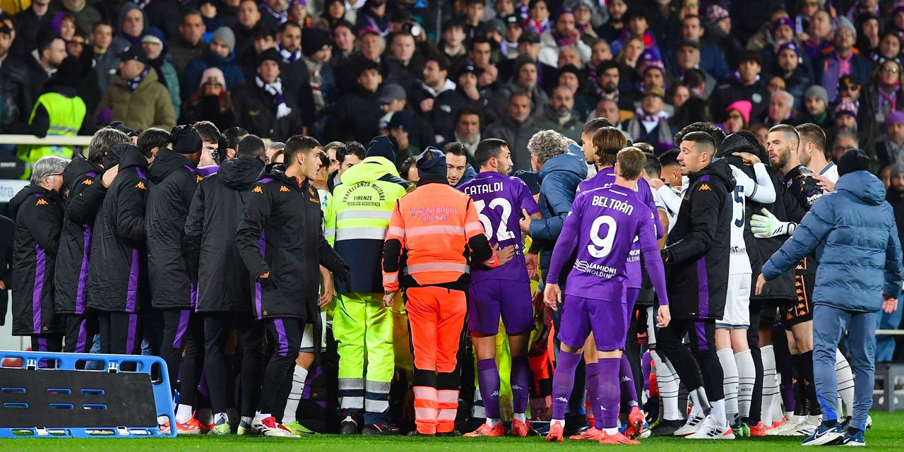 İtalya'da genç futbolcu bir anda yere yığıldı. Maç ertelendi