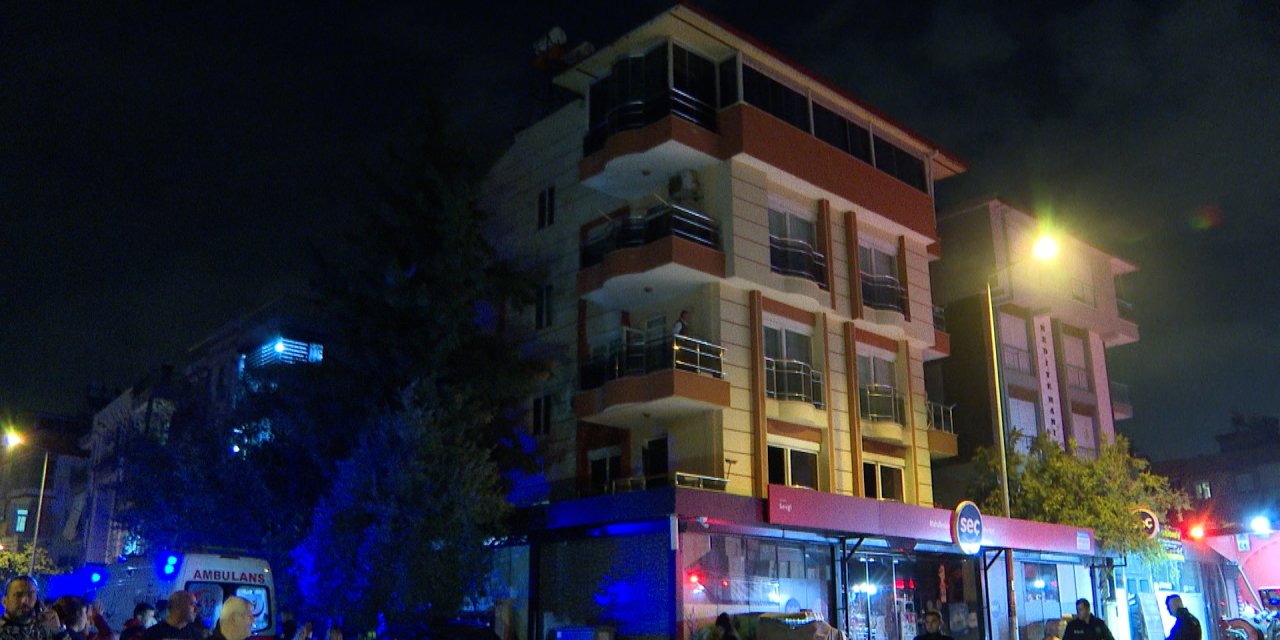 Antalya'da yangın çıkan evde hasar oluştu