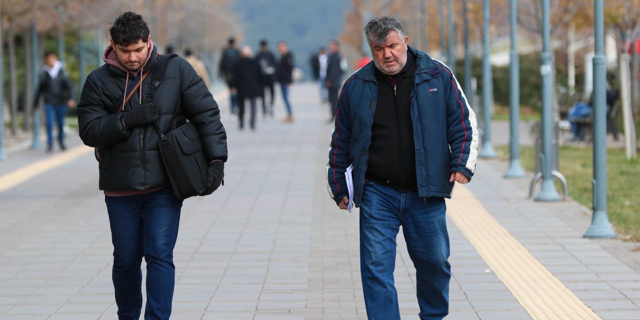 Yüreklere dokunan bir baba oğul hikayesi! Engel var deyip geçmedi canla başla çalıştı