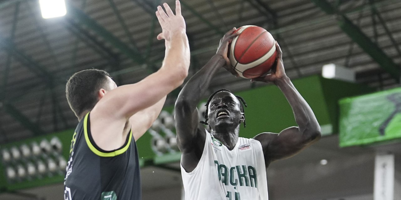 Daçka hata yapmadı. 20 sayı fark attı