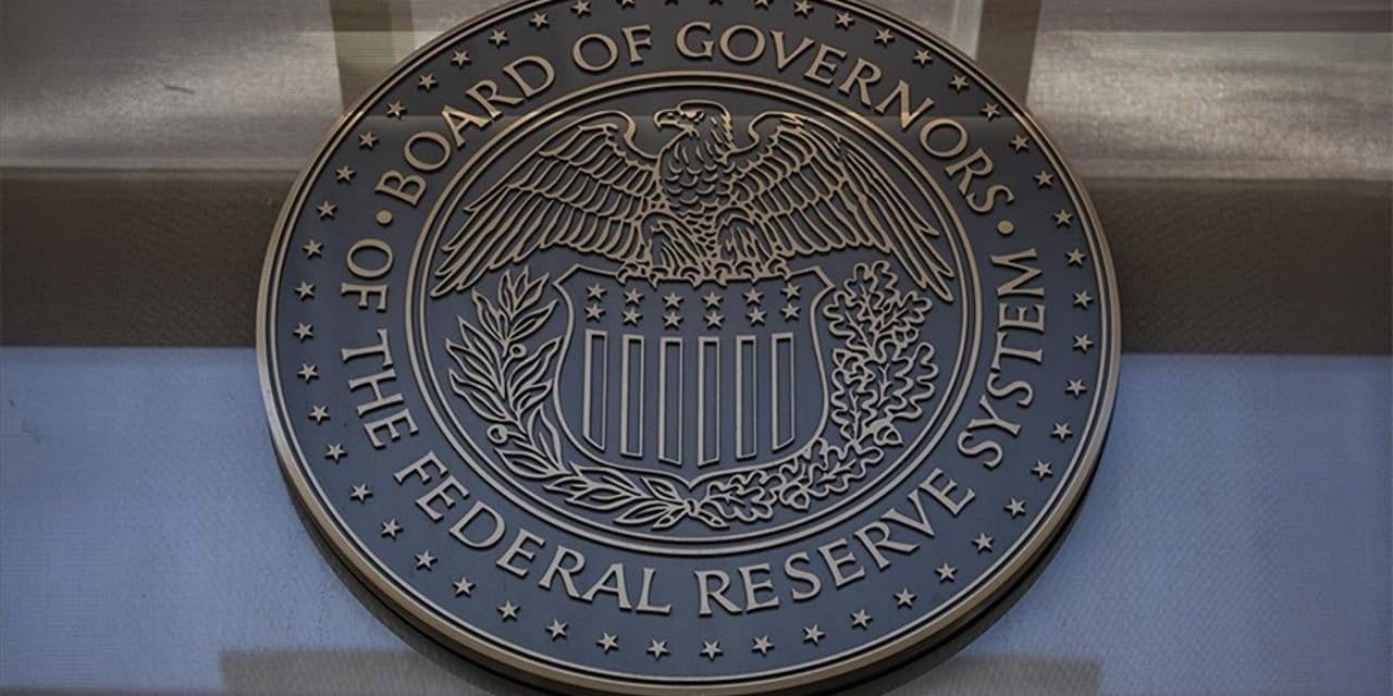 Fed yetkilisinden aralık ayında faiz indirimi sinyali