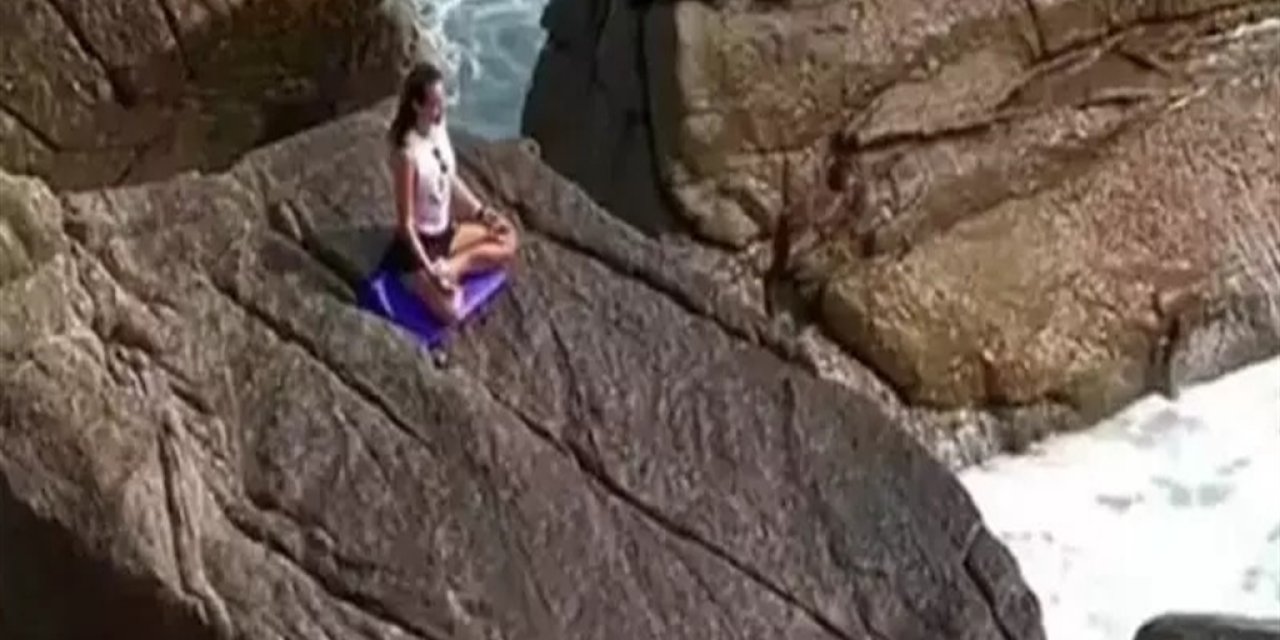Yoga yaparken dalgalar arasında kayboldu