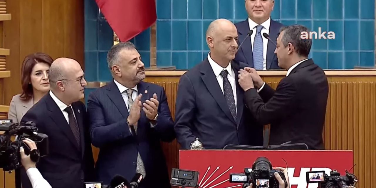 Ümit Özlale CHP'ye katıldı