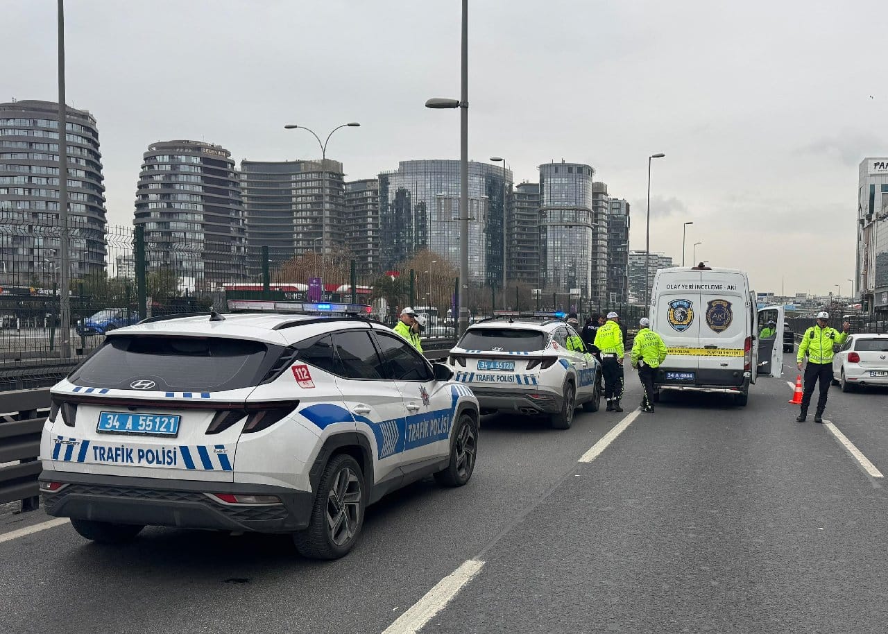 Polise bıçak çekip vurulan şüphelinin terör örgütü üyeliği ortaya çıktı