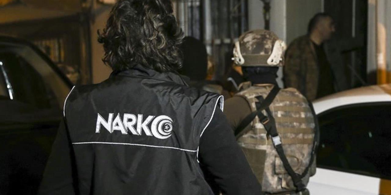 10 aydır takip edilen araçta 825 kilo eroin çıktı