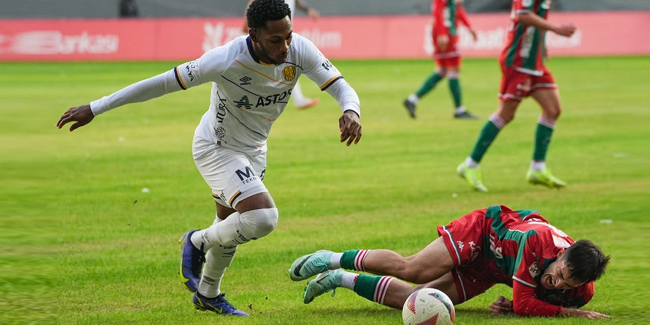 Karşıyaka'ya bir darbe de Ankaragücü'nden