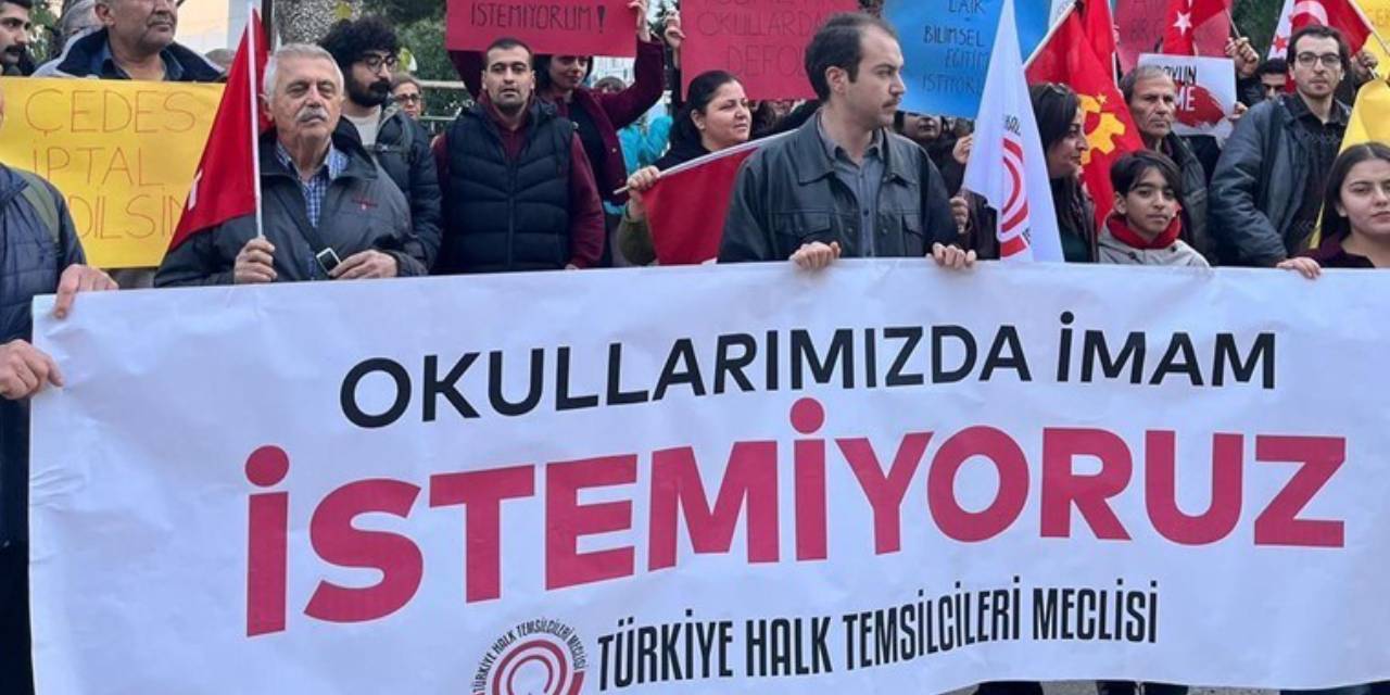 İzmir'de 99 okula din görevlisi atanmasına sendikalardan tepki. Bu yapılanlar pedagojik cinayettir