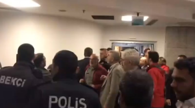 AKP'li ve MHP'li başkanlara suç duyurusu!