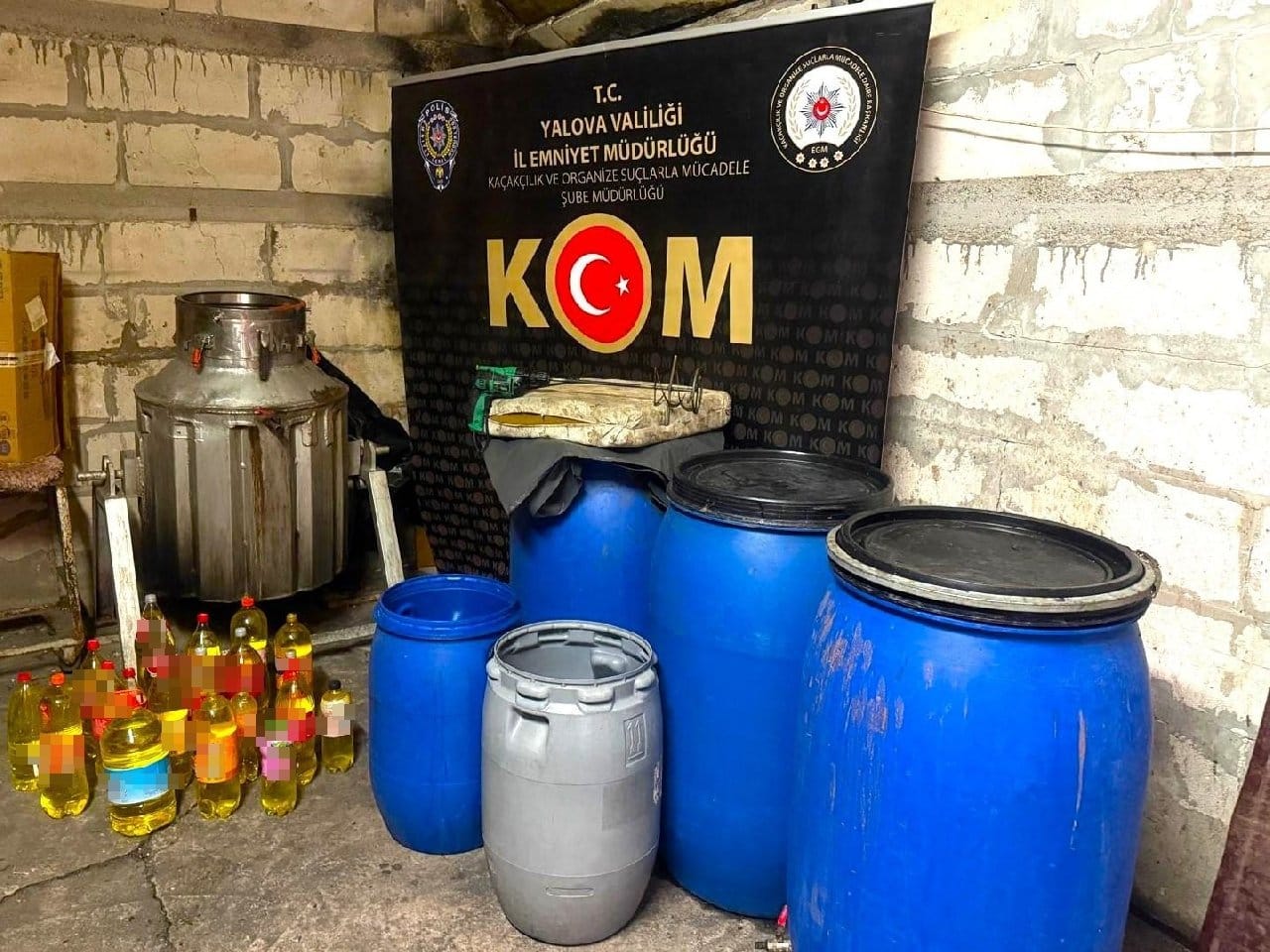 Yalova'da, 68 litre sahte içki ele geçirildi: 3 gözaltı