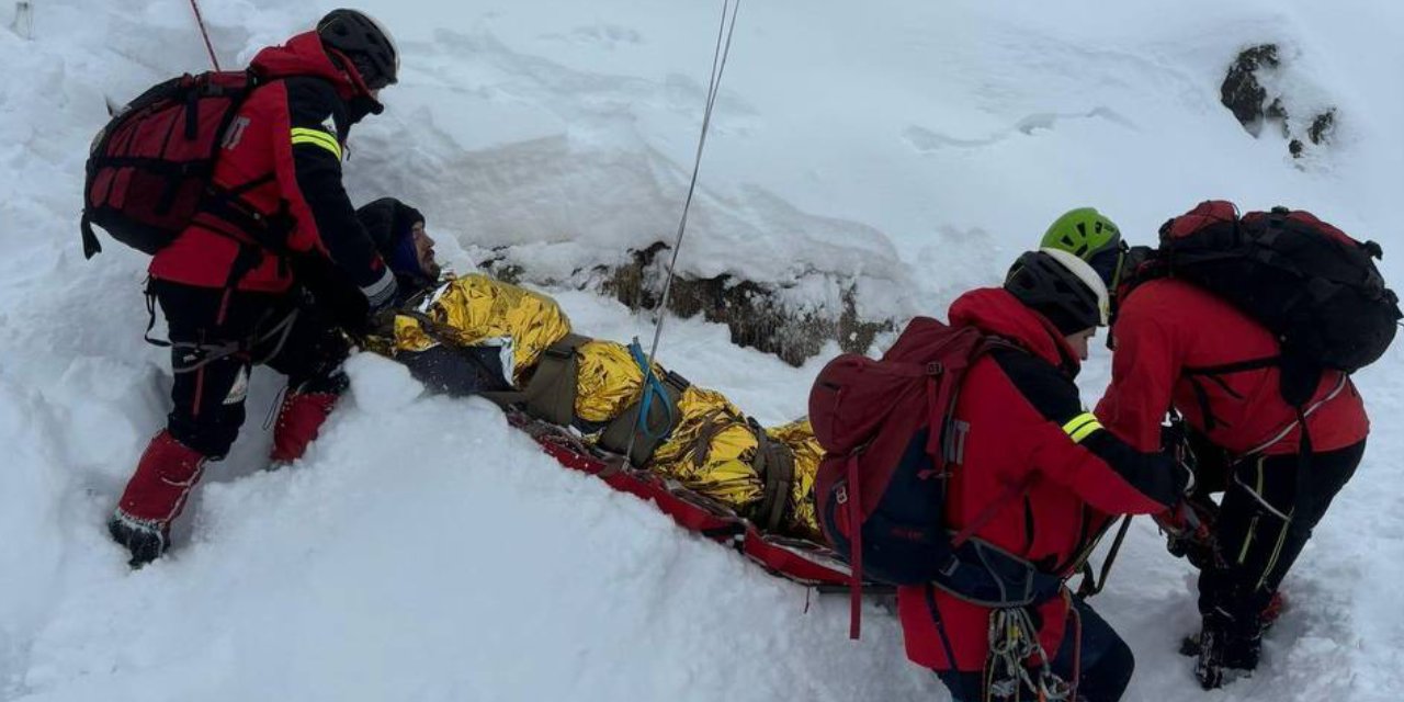 Sınırda hipotermiye yakalandılar. Cansız bedenleri bulundu
