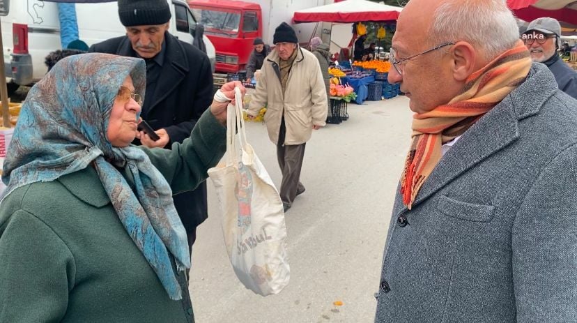 Emeklilerin isyanı: Emeklinin çantası bu bomboş! Görsünler de utansınlar