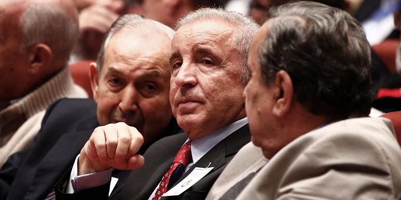Dursun Özbek'le Ünal Aysal'ı Hacıosmanoğlu birleştirdi