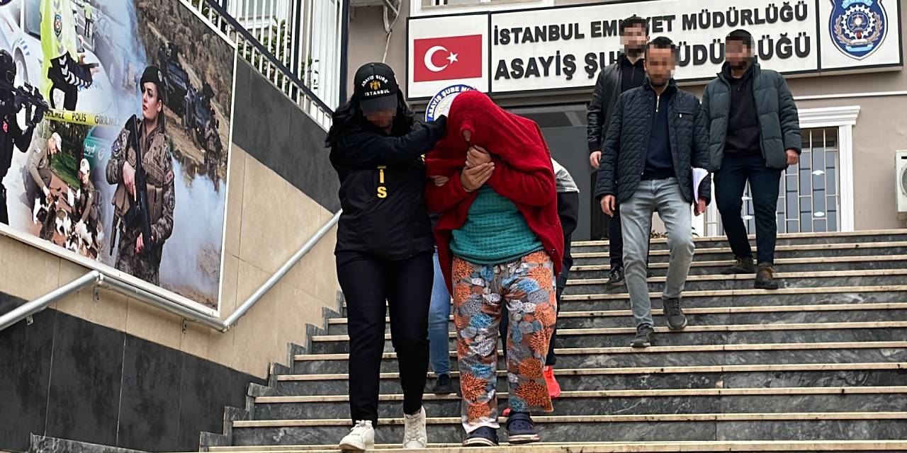 Yüzbinlerce liralık altın kolye çalan 2 zanlı tutuklandı