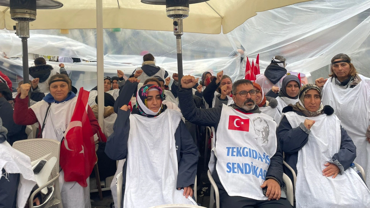 Polonez işçileri açlık grevine devam ediyor: Adalet arıyoruz