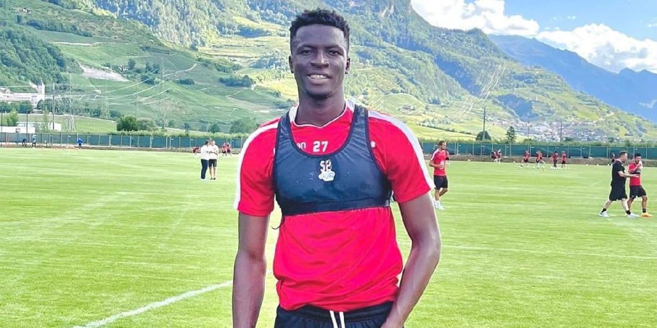 Önce Abdel Rachid Zagre gönderildi