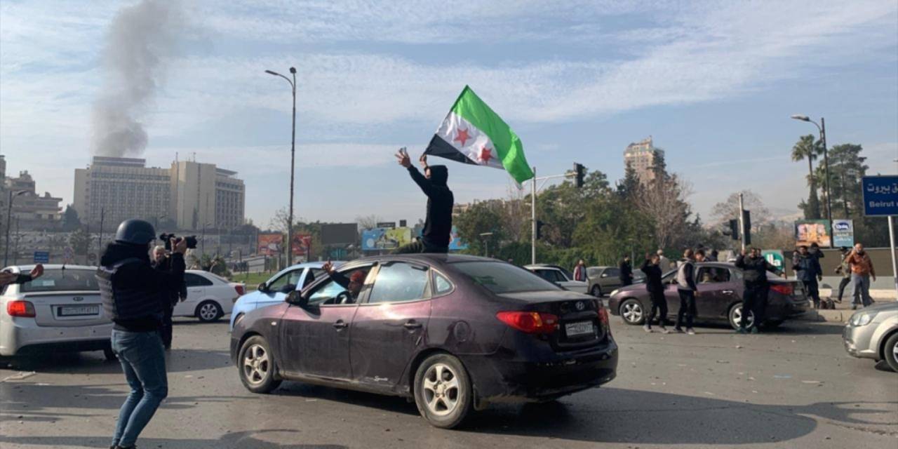 Katar Suriye'deki büyükelçiliğini yeniden açacak