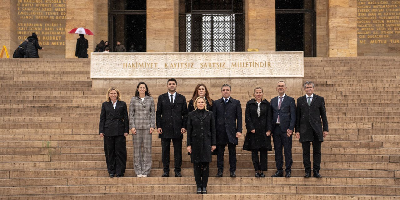 TTF Başkanı Anıtkabir'e çıktı