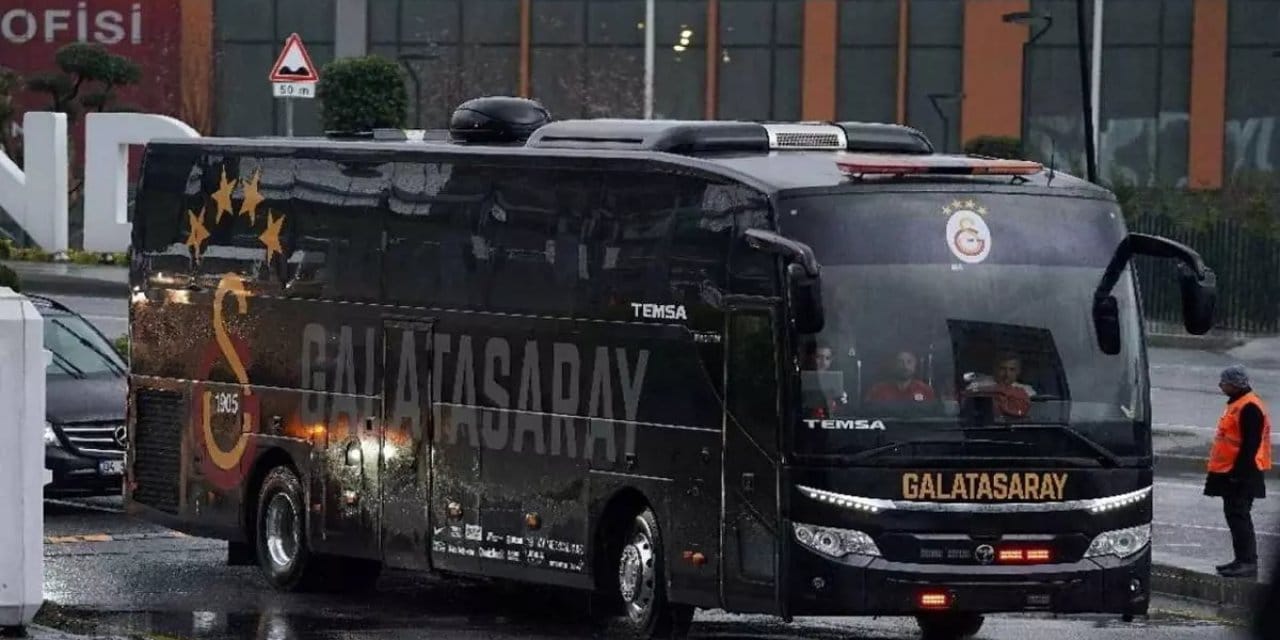 Galatasaray takım otobüsü Sivas’tan Malmö’ye gitti