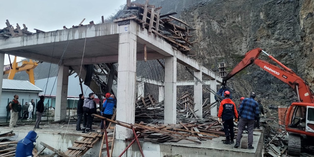 Trabzon'da çöken inşaat enkazı altındaki işçiye ulaşıldı