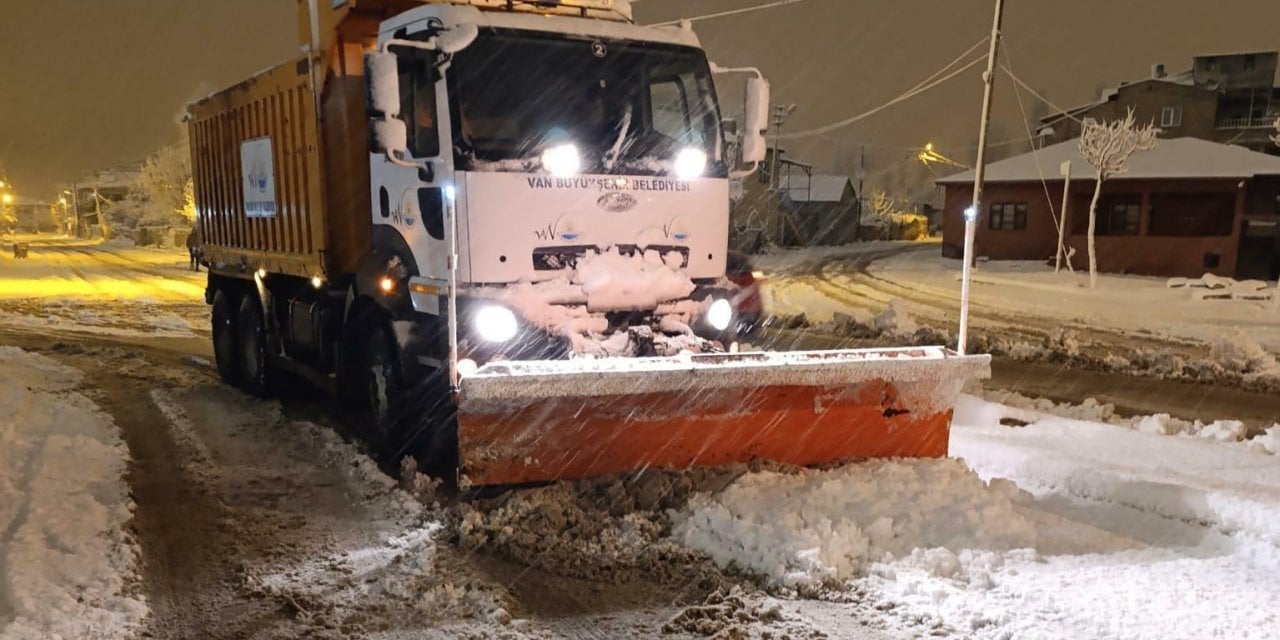 Van'da okullar 1 gün tatil edildi