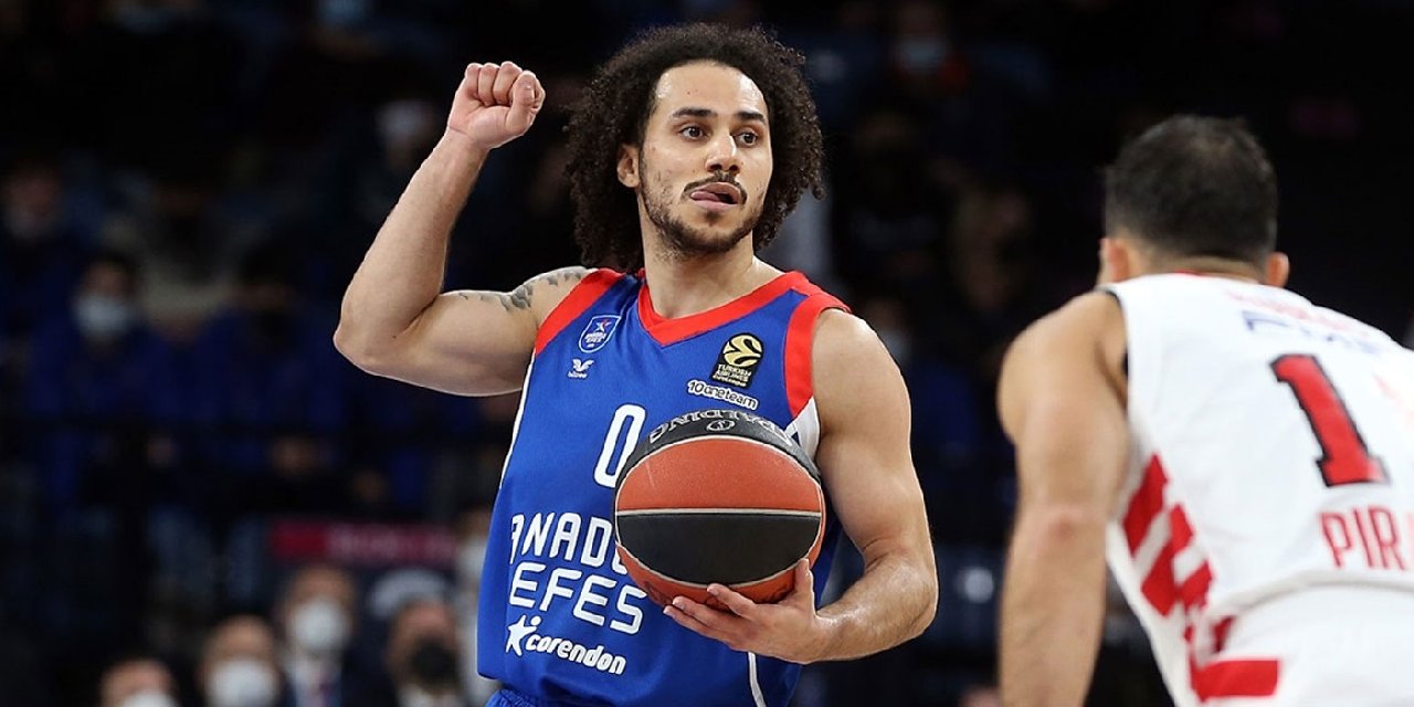 Ergin Ataman'a Larkin sürprizi