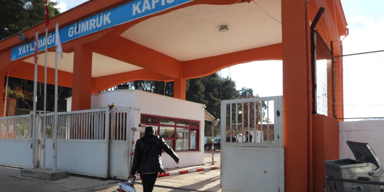 Yayladağı Hudut Kapısı'na akın başladı