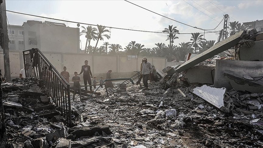 İsrail'in Gazze'ye yönelik saldırısında 10 kişi öldü