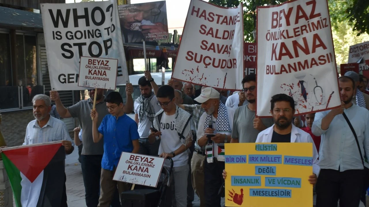 Malatya'da sağlık çalışanlarından İsrail protestosu